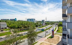 Apartments Parks Of Warsaw By Noclegi Renters